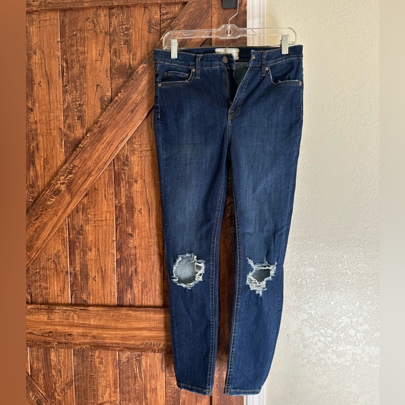 Free People Denim - Free People Distressed Blue Women's Skinny Jeans. Waist 29